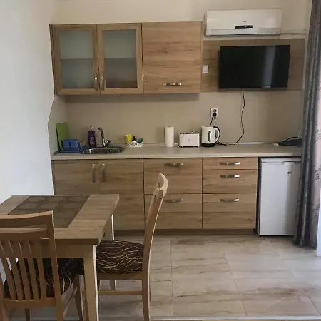 Zornica In Penzion Obzor