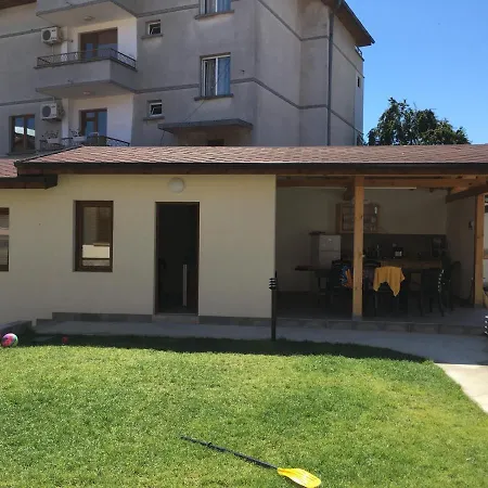 Zornica In Pensionat 3*